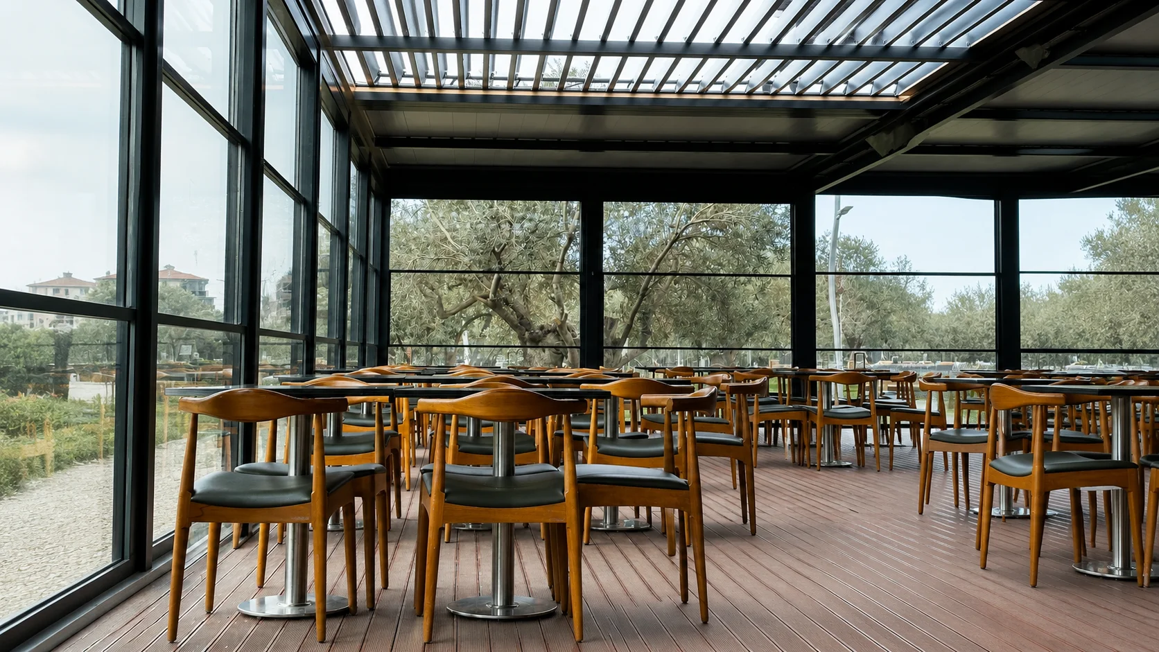 Bergama National Garden — Double-Move Bioclimatic, Guillotine Glass and Sensor Door